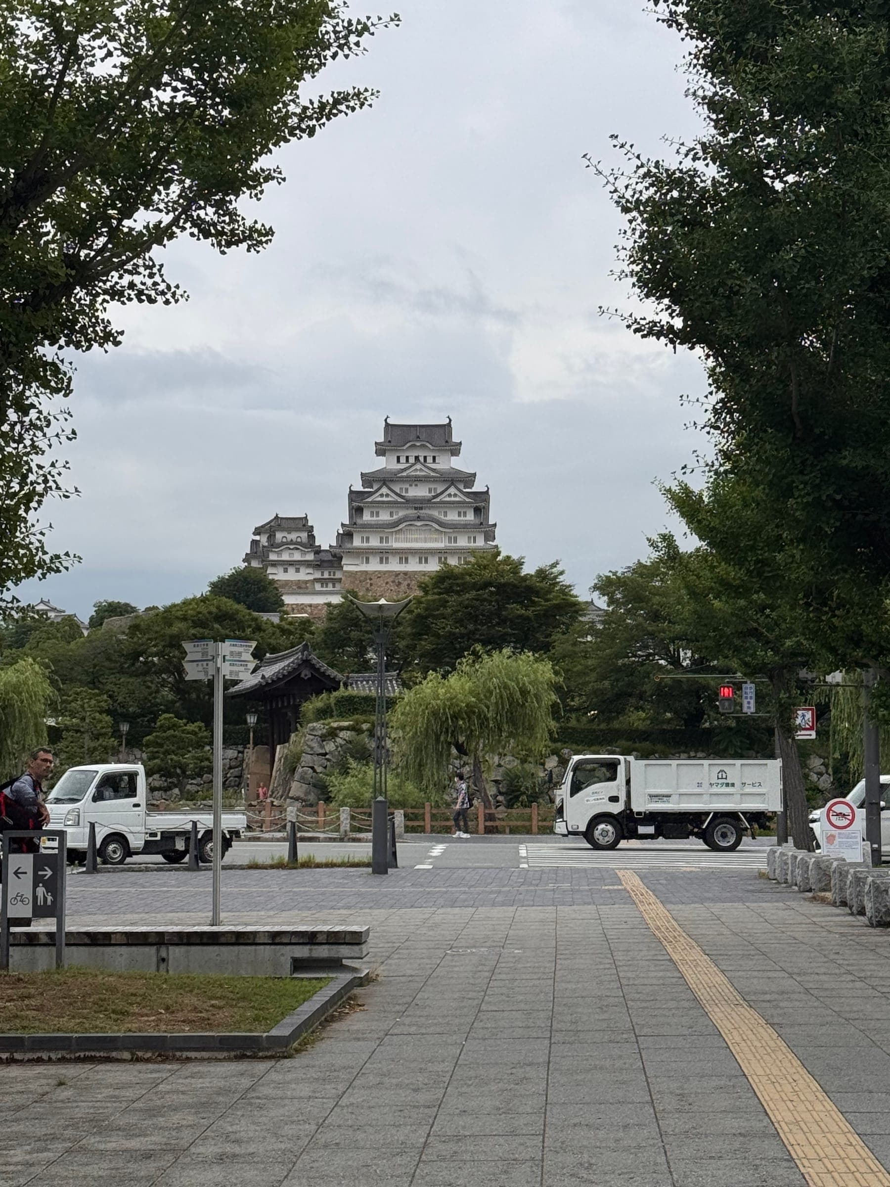 Himeji, il castello e l'allerta tifone